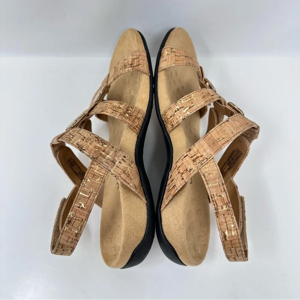 Vionic Amber Sandals Gold Cork Size 6